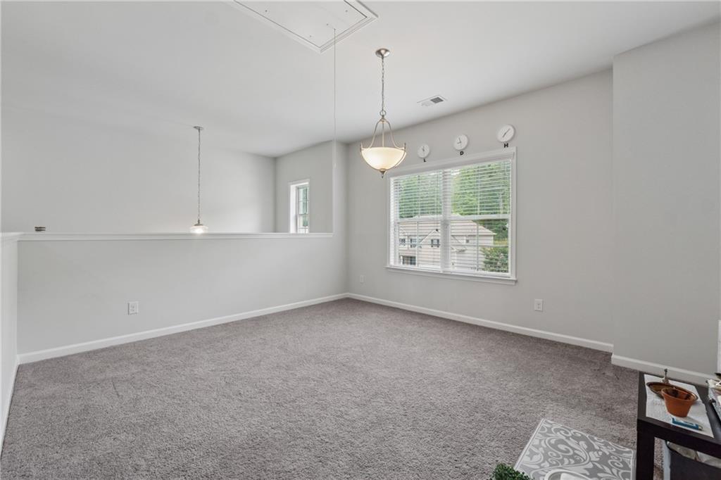 Longstreet Manor - Residential