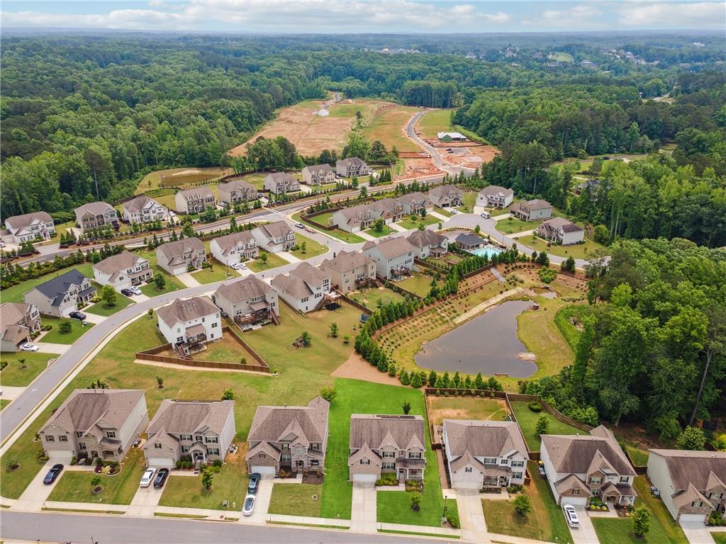 Longstreet Manor - Residential