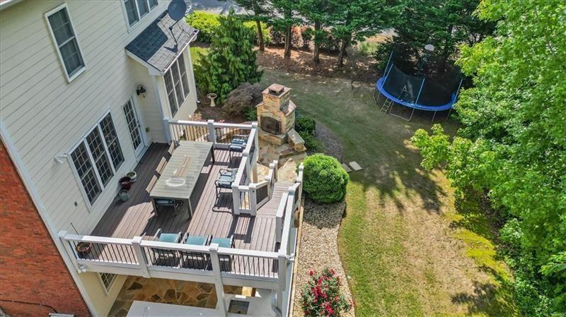 1140 Promontory Drive