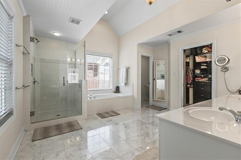 1140 Promontory Drive