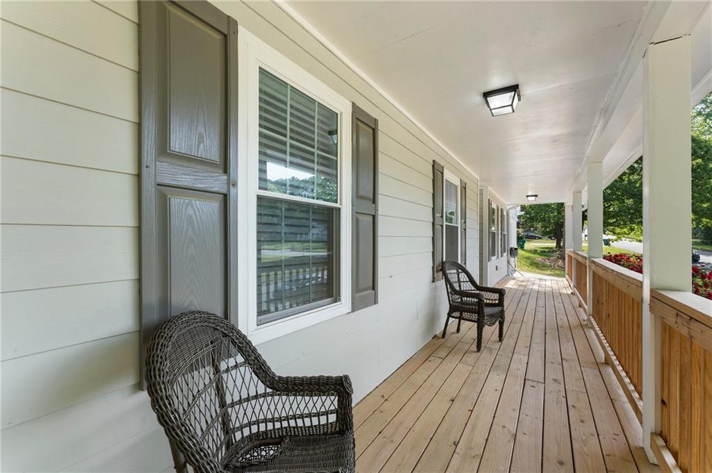 874 Fox Valley Drive, Stone Mountain, Georgia image 8