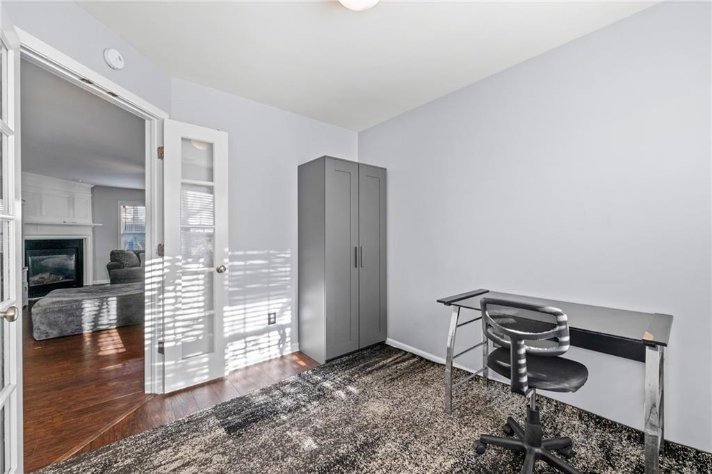 3282 Victoria Park SW