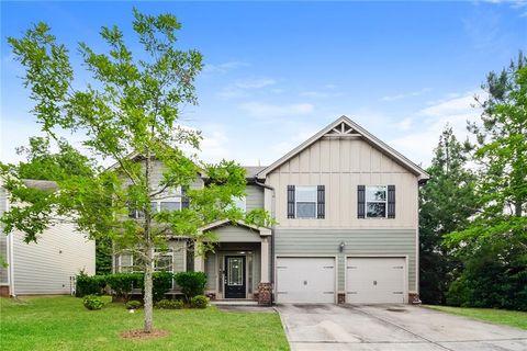 A home in Fairburn