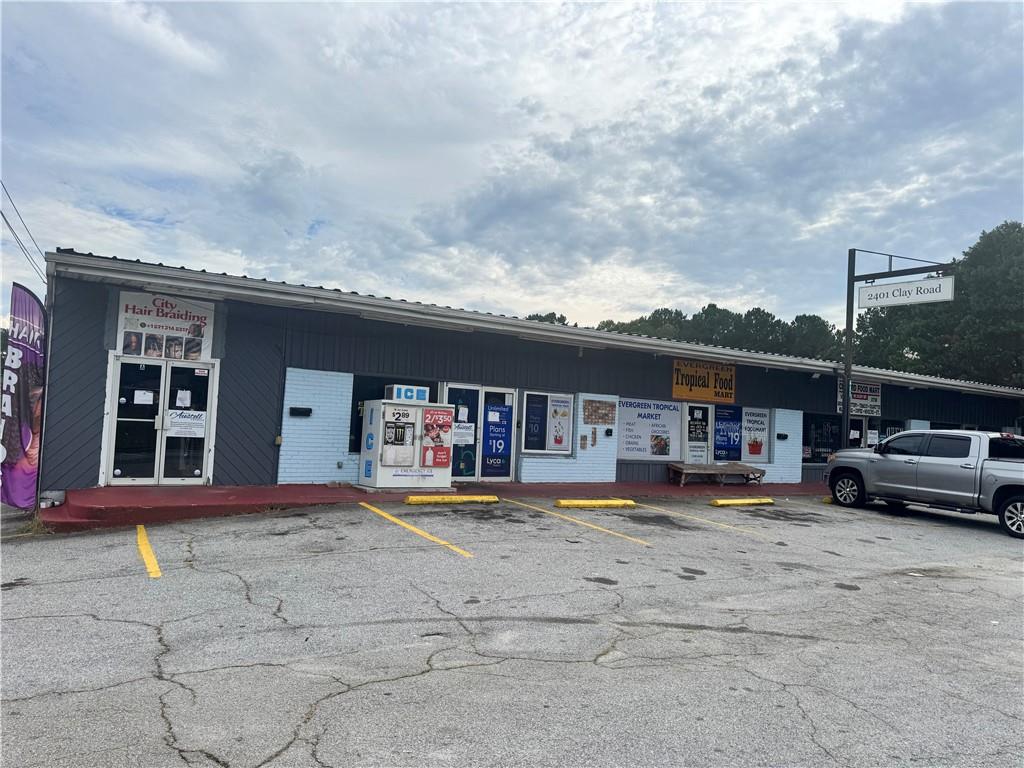 2401 Clay Road