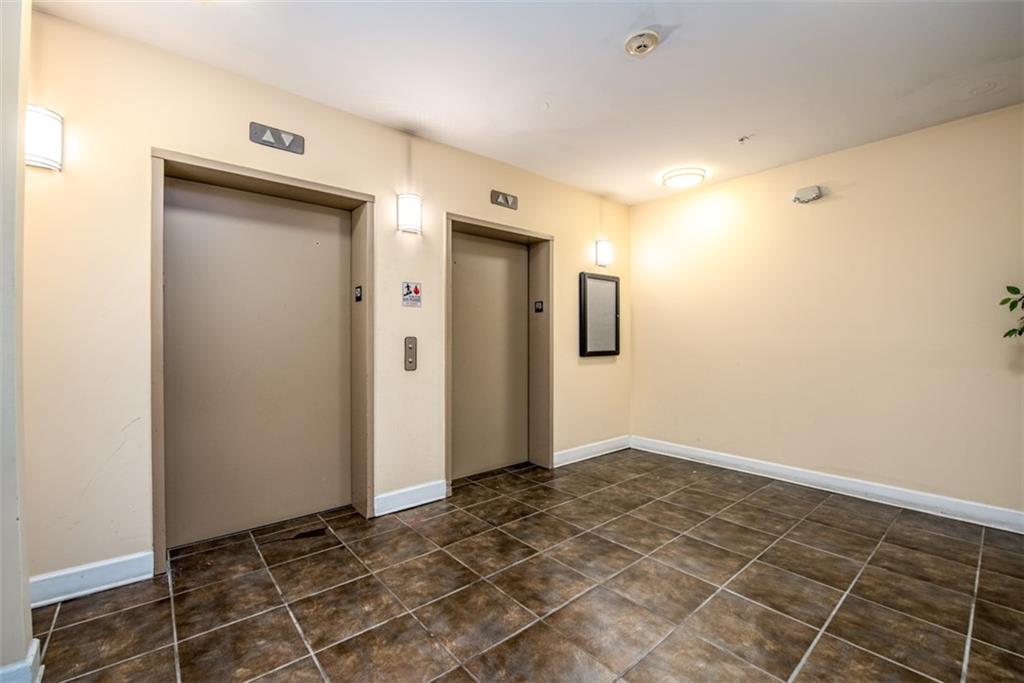 898 Oak Street SW 3324