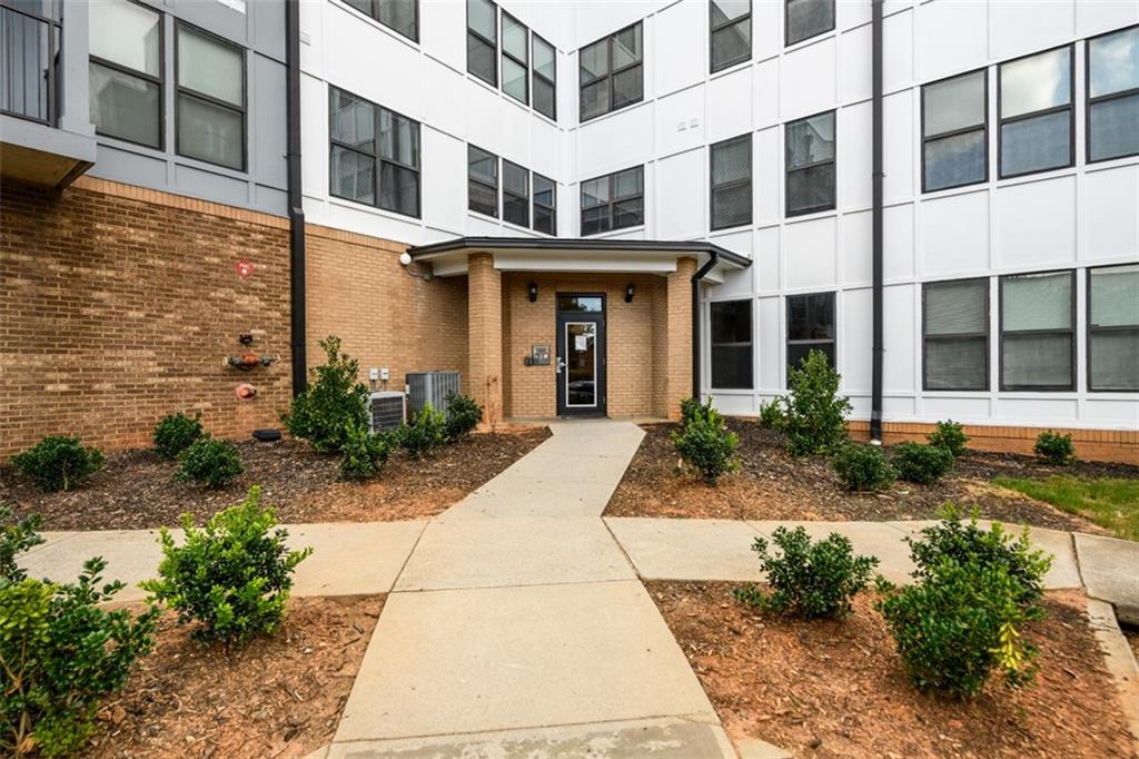 898 Oak Street SW 3324