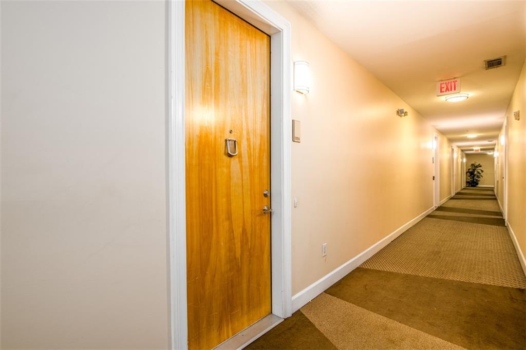 898 Oak Street SW 3324