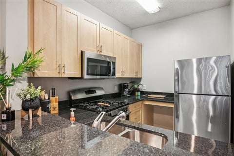 Condo For Rent - 2103 Asbury Square #2-144<br/> Atlanta, GA 30346