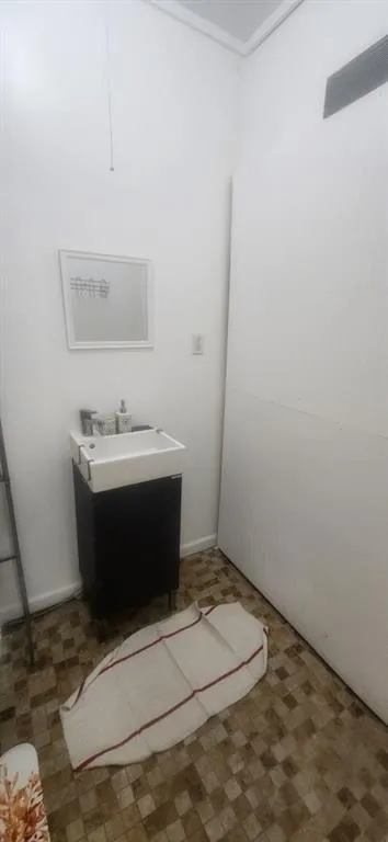 Mableton, Georgia 30126, United States, 1 Bedroom Bedrooms, ,1 BathroomBathrooms,Residential,Active,11999