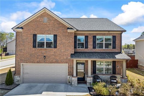 Homes For Sale - 489 Azalea Bloom Drive<br/> Loganville, GA 30052