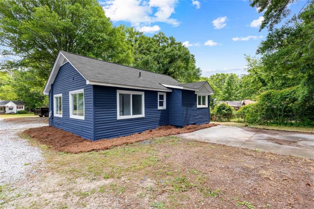 415 Hammond Drive, Griffin, Georgia image 25