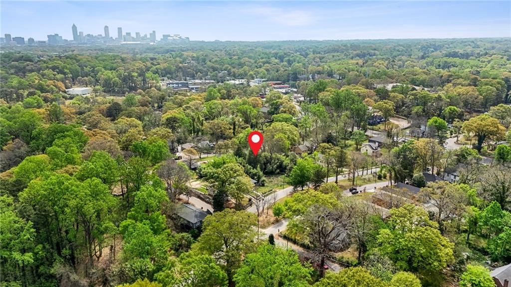 761 N Evelyn Place NW