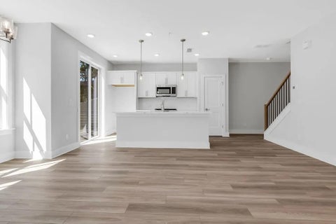 Condo For Rent - 734 Urban Grange Way<br/> Gwinnett County, Suwanee, GA 30024