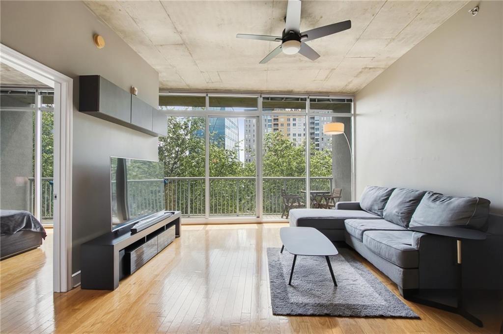 950 W Peachtree Street NW 913