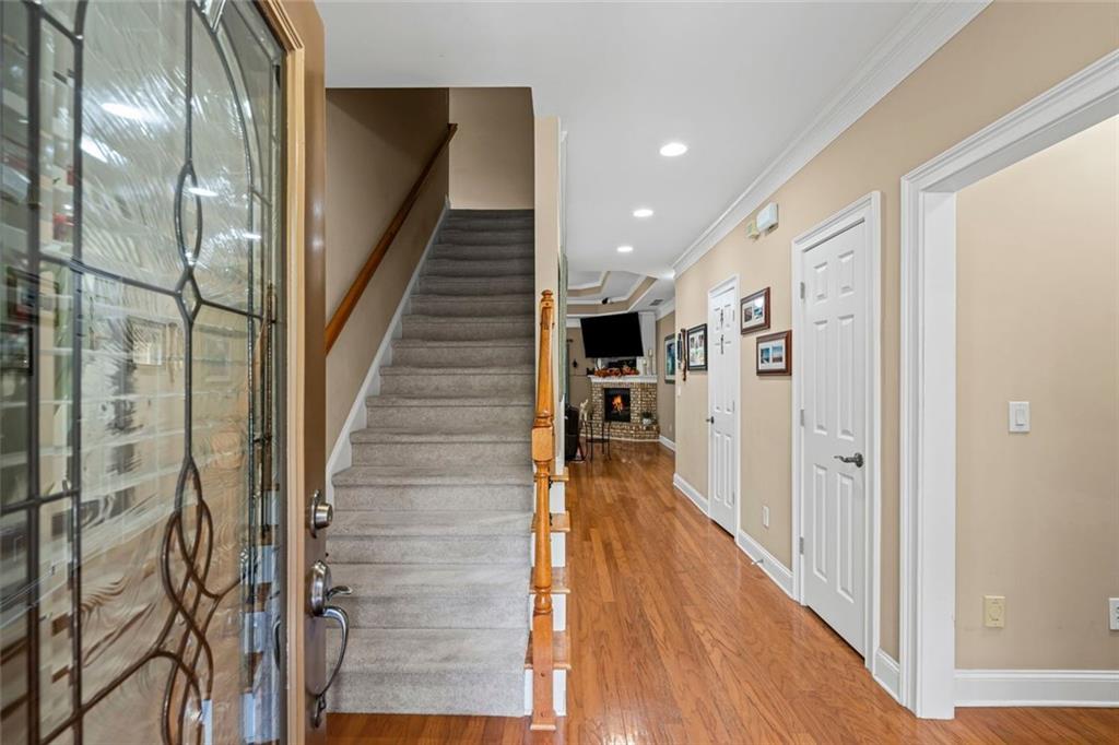 1573 Park Hollow Lane NE