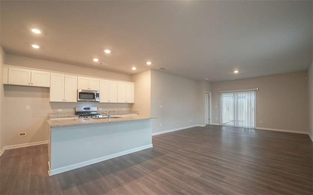 337 Amsterdam Way