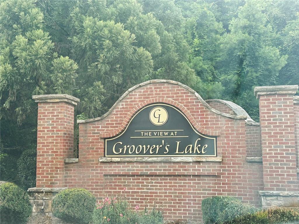 2734 Jordan Lane