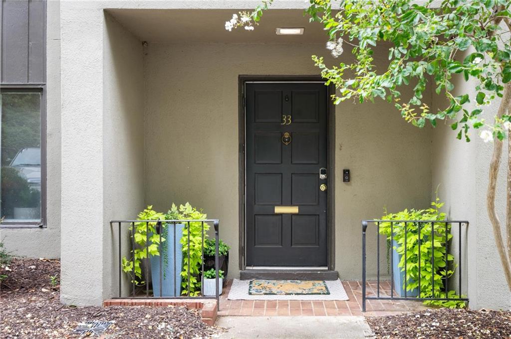 33 Ivy Trail NE