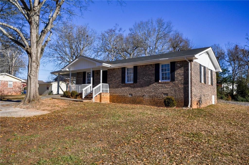 Photo of 200 Capitol Avenue, Winder, GA 30680 (MLS # 7840393)