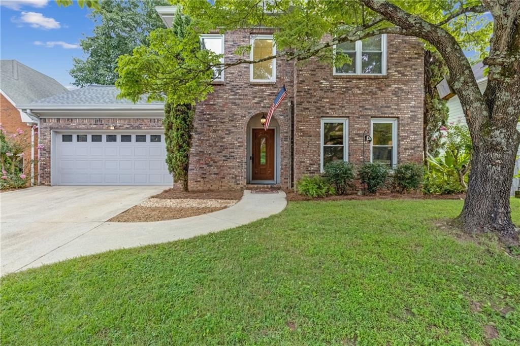 2116 Heritage Heights
