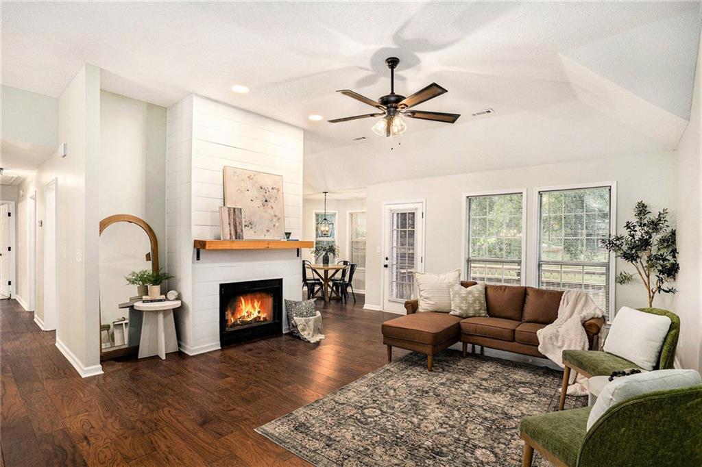 110 Peach Pointe Drive, Mcdonough, Georgia image 3