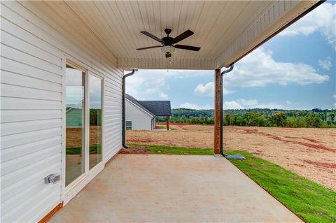 A home in Carnesville