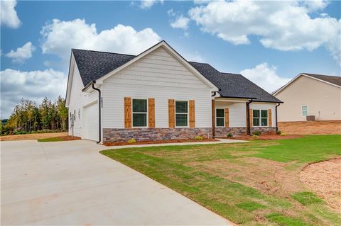 A home in Carnesville