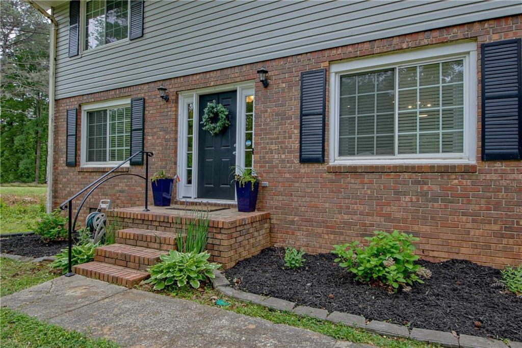 10 Eastwood Drive, Newnan, Georgia image 4