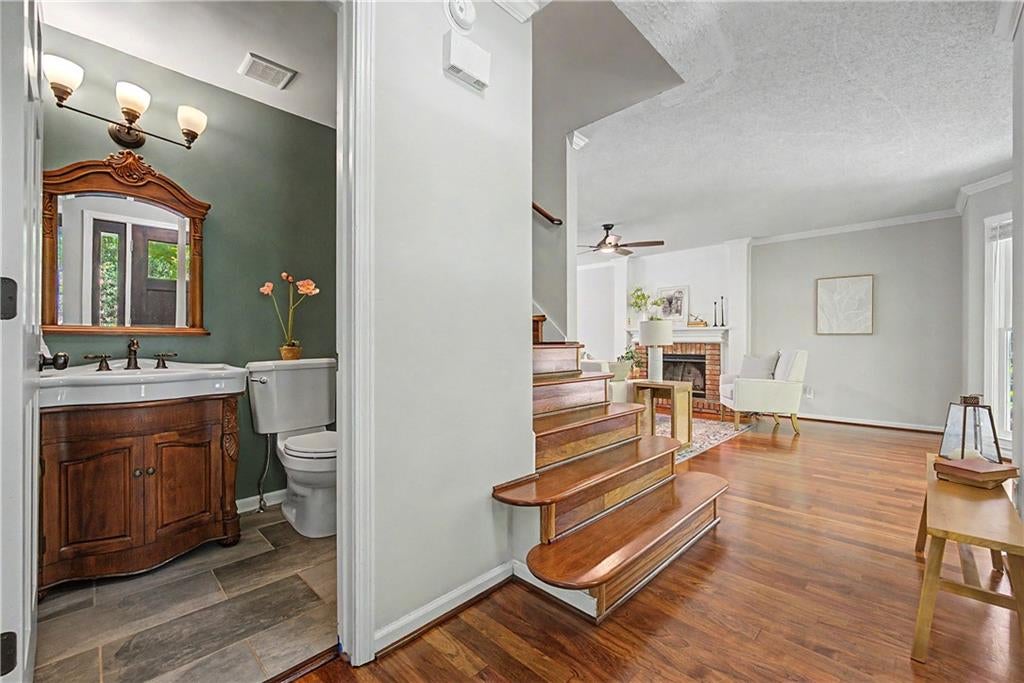 104 Courtland Circle