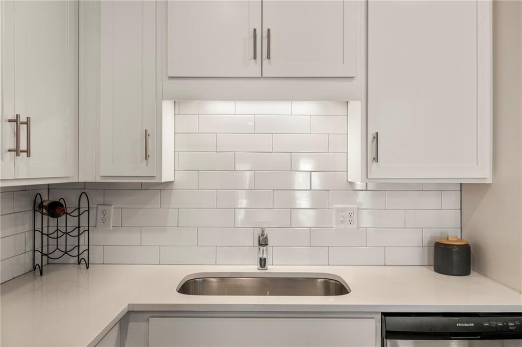 2030 Main Street NW 207