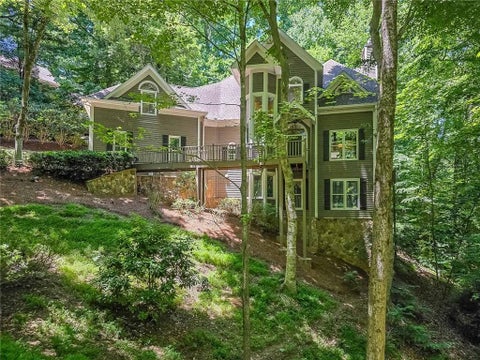 Homes For Sale - 3712 Frederica Road<br/> Gwinnett County, Berkeley Lake, GA 30096