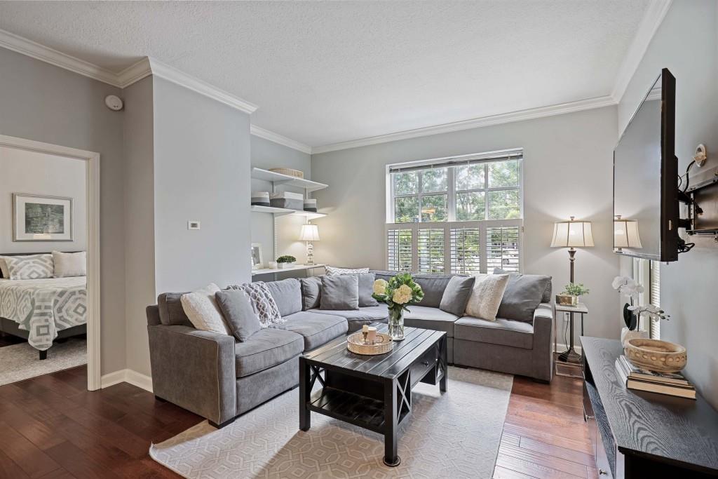 1101 Juniper Street 219