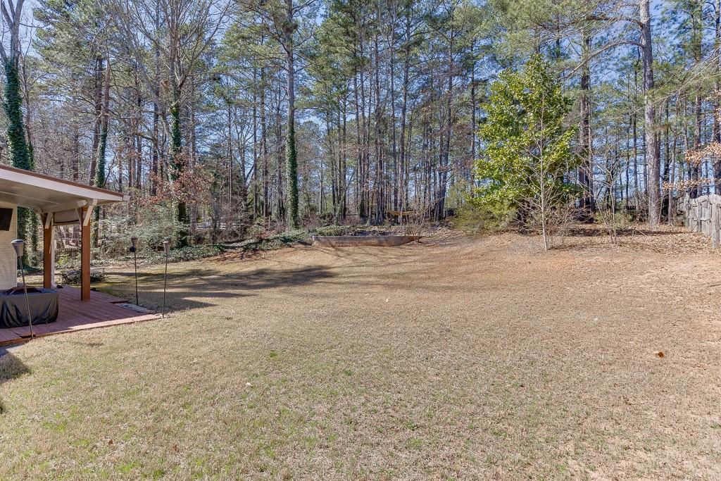 395 Highland Gate Circle, Suwanee, Georgia image 42