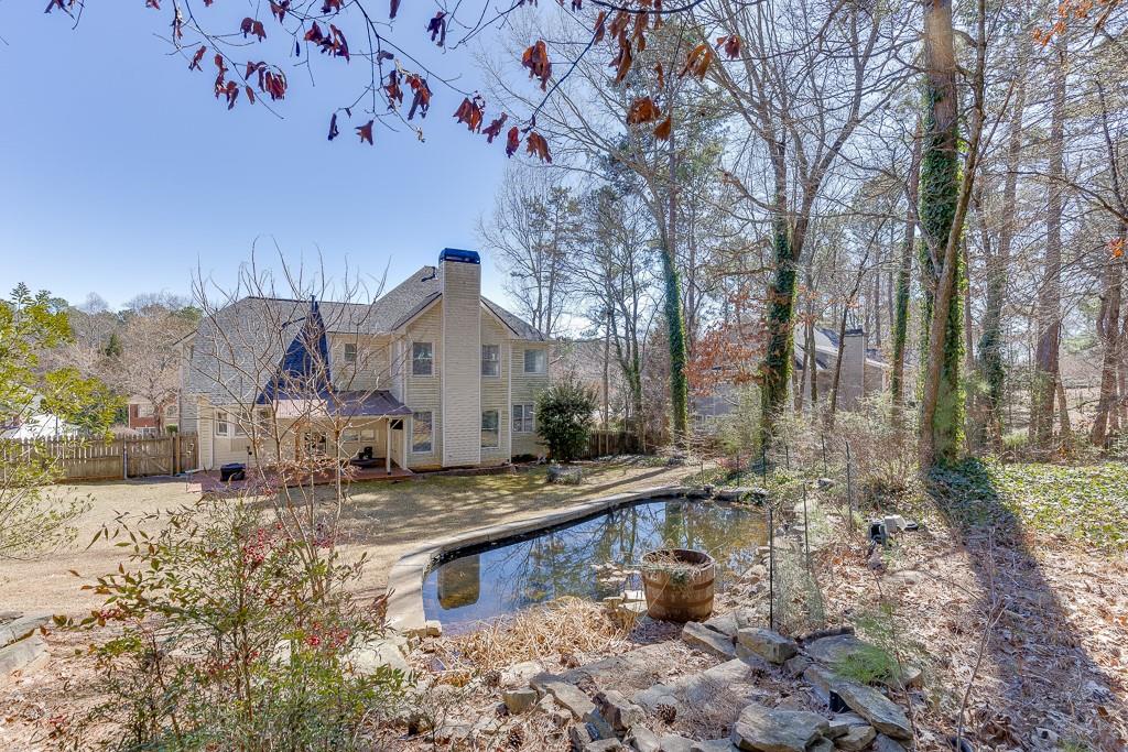 395 Highland Gate Circle, Suwanee, Georgia image 46