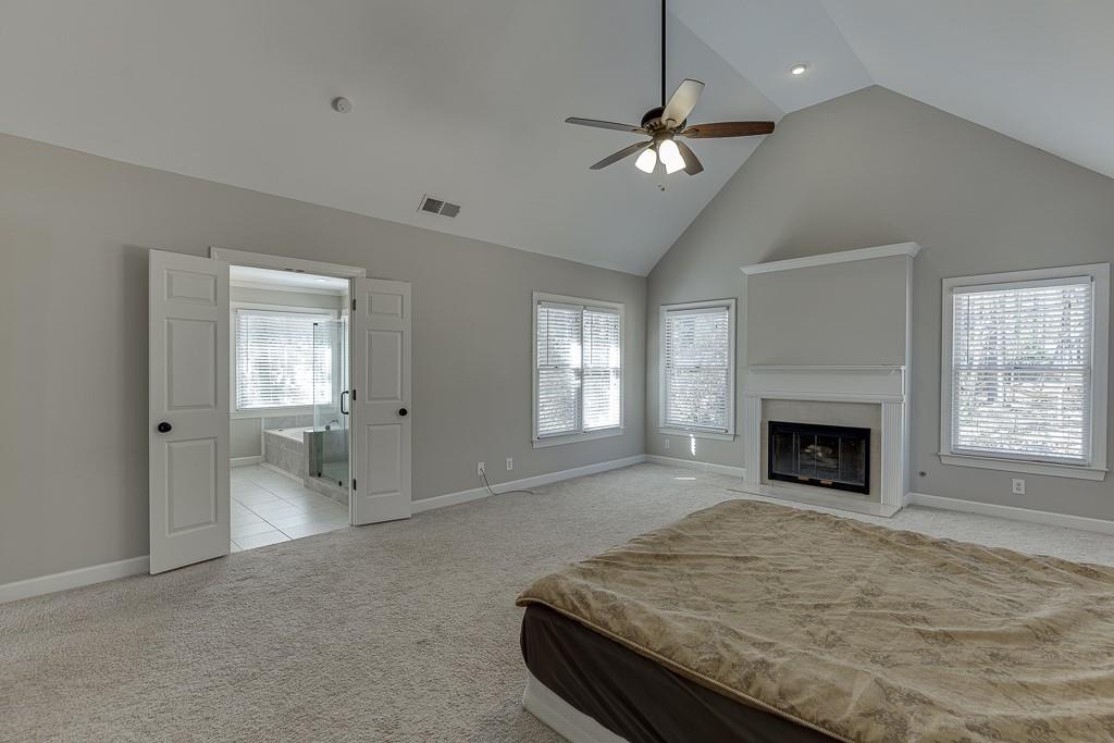 395 Highland Gate Circle, Suwanee, Georgia image 36