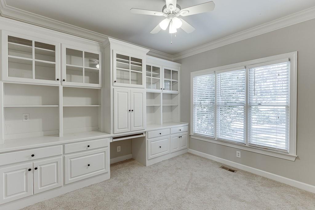 395 Highland Gate Circle, Suwanee, Georgia image 24