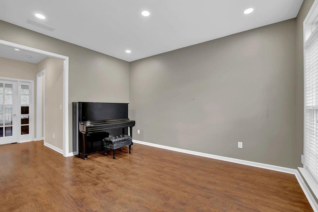 5155 Amberden Hall Drive, Suwanee, Georgia image 7