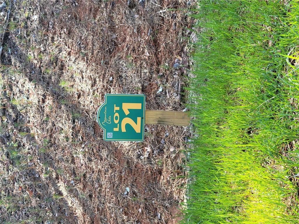 277 Mountaingate Way