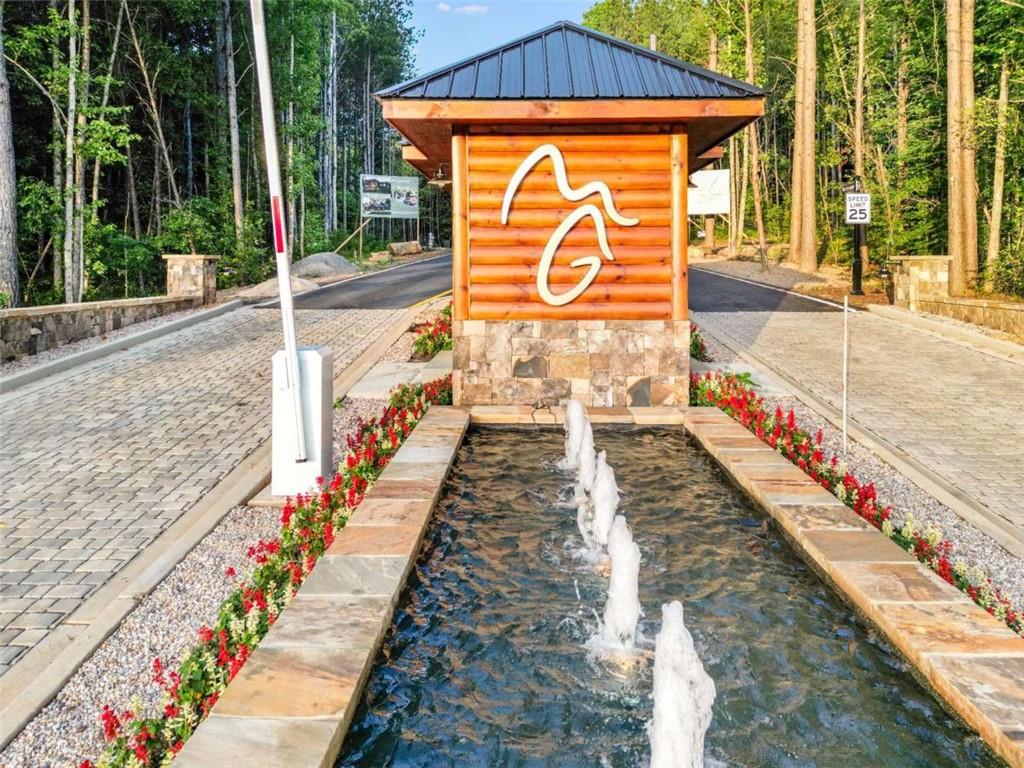 277 Mountaingate Way