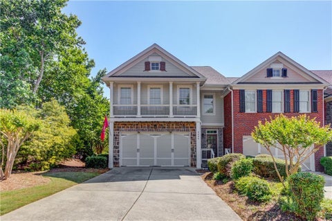 Townhouse For Rent - 5885 Vista Brook Drive<br/> Suwanee, GA 30024