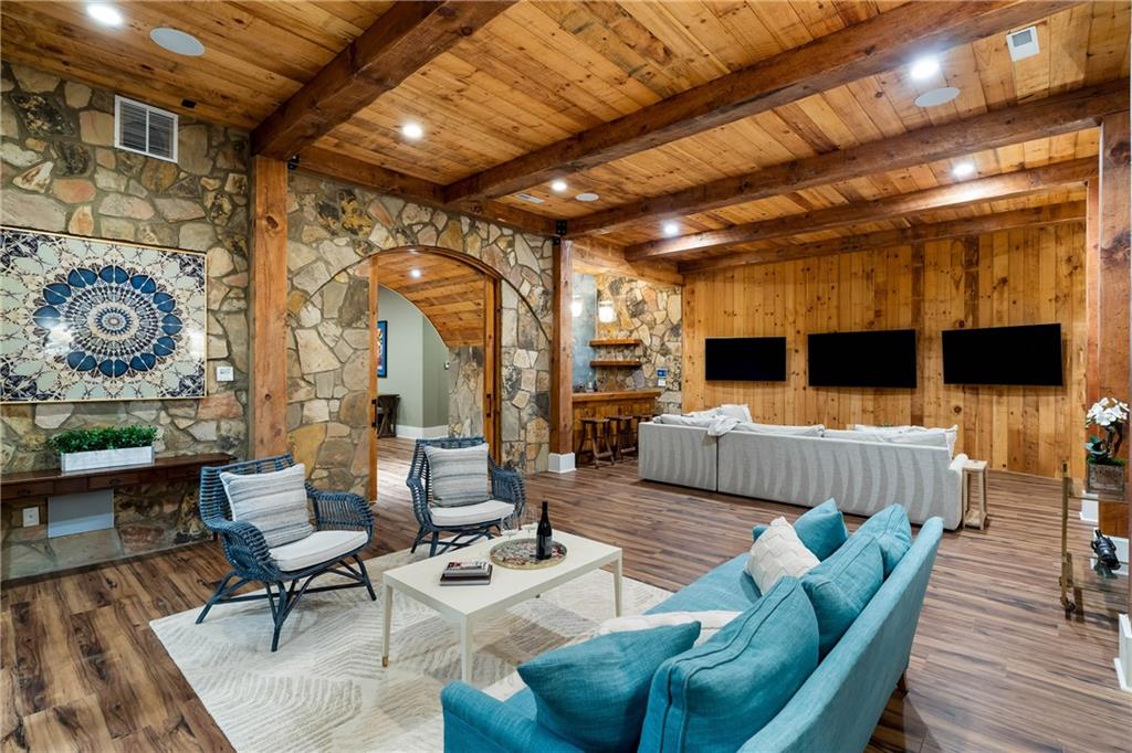 Forrest Bluff - Residential