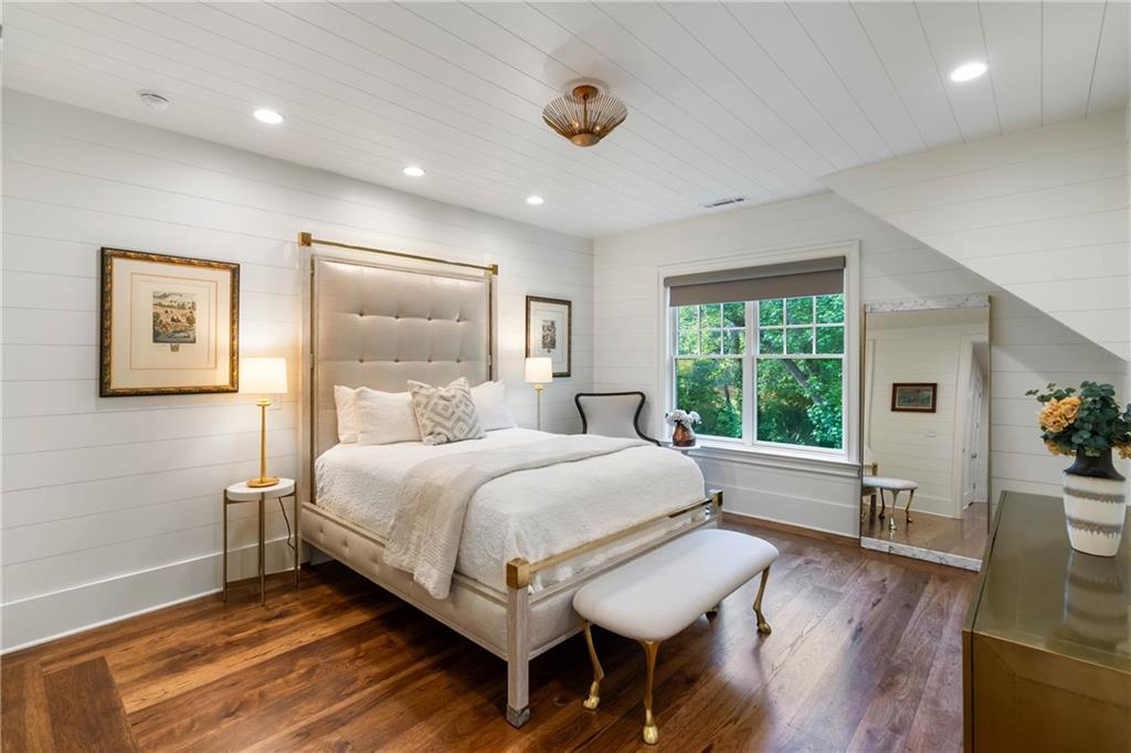 Forrest Bluff - Residential