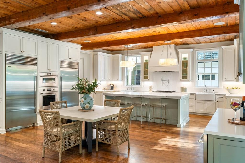 5360 Lake Forrest Drive, Atlanta, Georgia image 7