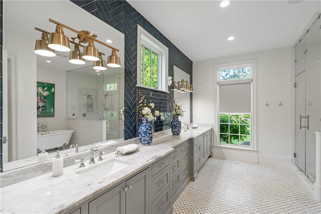 5360 Lake Forrest Drive, Atlanta, Georgia image 41