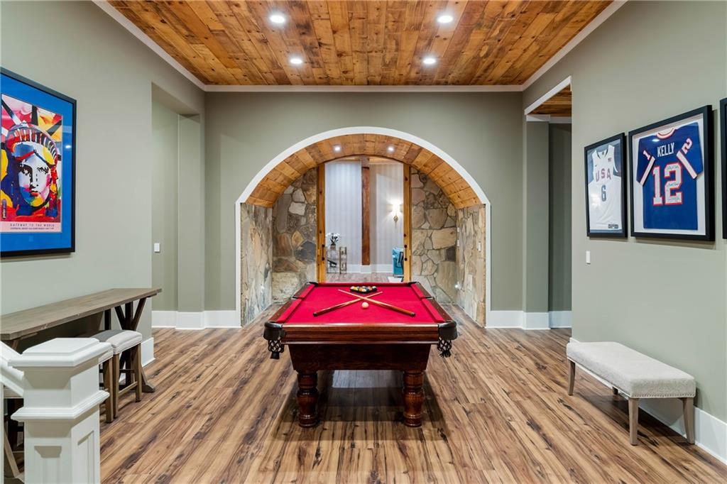 Forrest Bluff - Residential