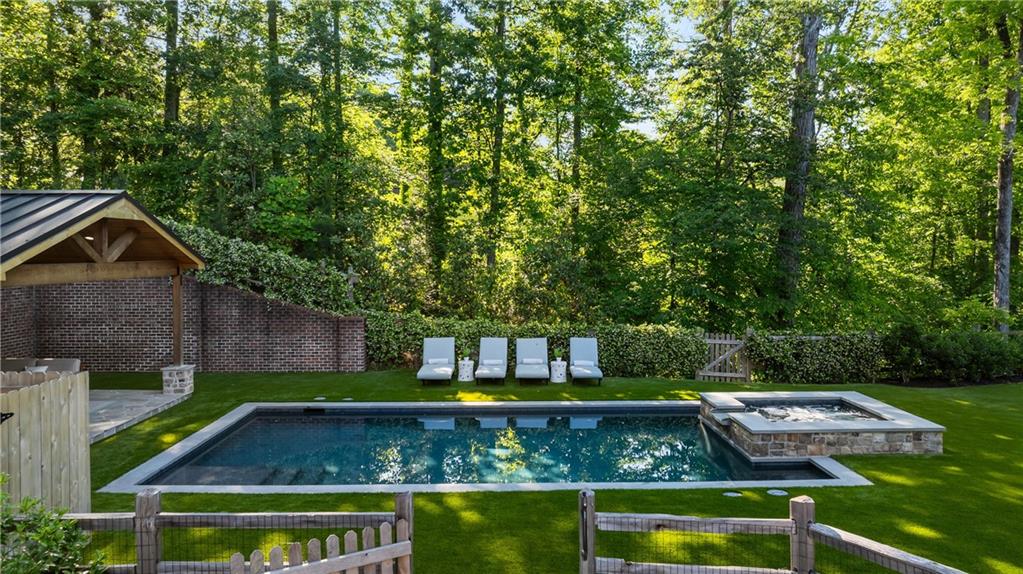 Forrest Bluff - Residential