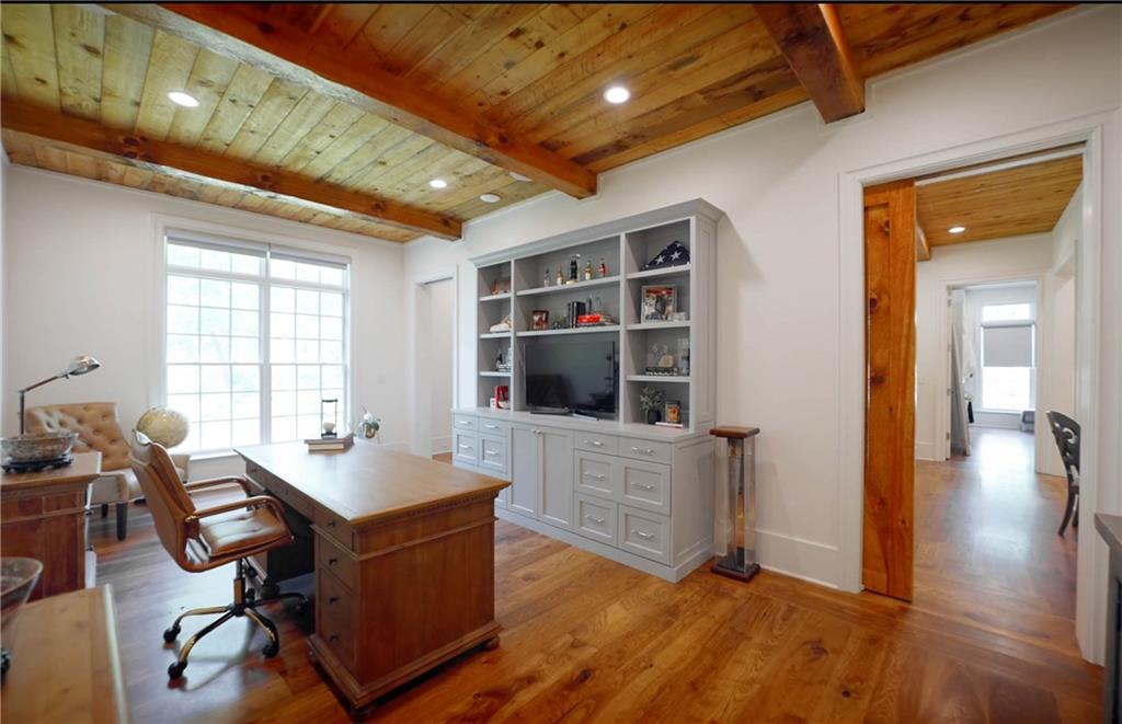 5360 Lake Forrest Drive, Atlanta, Georgia image 40