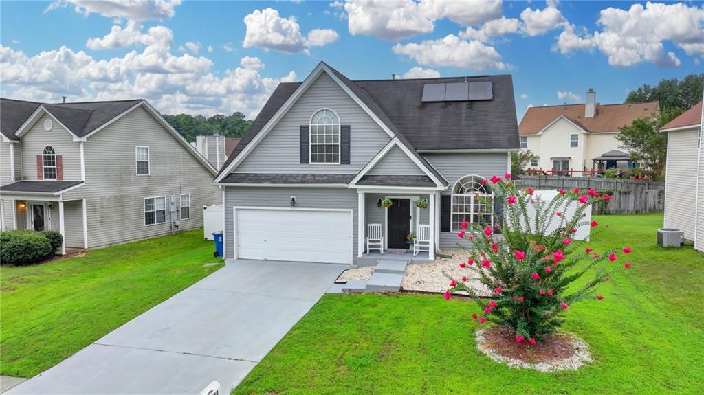 Beautifully maintained and truly move-in ready, this 4-bedroom, 2.5-bath home offers comfort, space, and style. The kitchen opens right into the family room, so you can cook and still be part of the conversation. The bedrooms are generously sized, and the mix of hardwoods and carpet gives the home a warm, welcoming feel. You’ll also love the updated LED lighting and fixtures.
The fully fenced backyard is a game changer, plenty of room for family get-togethers, barbecues with friends, or just relaxing in your own private space. Stainless steel appliances are included, so it’s ready for you from day one.
Homes like this don’t last, come see it before it’s gone!