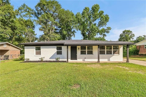 Homes For Sale - 3625 Meadowgrove Drive<br/> Augusta, GA 30906