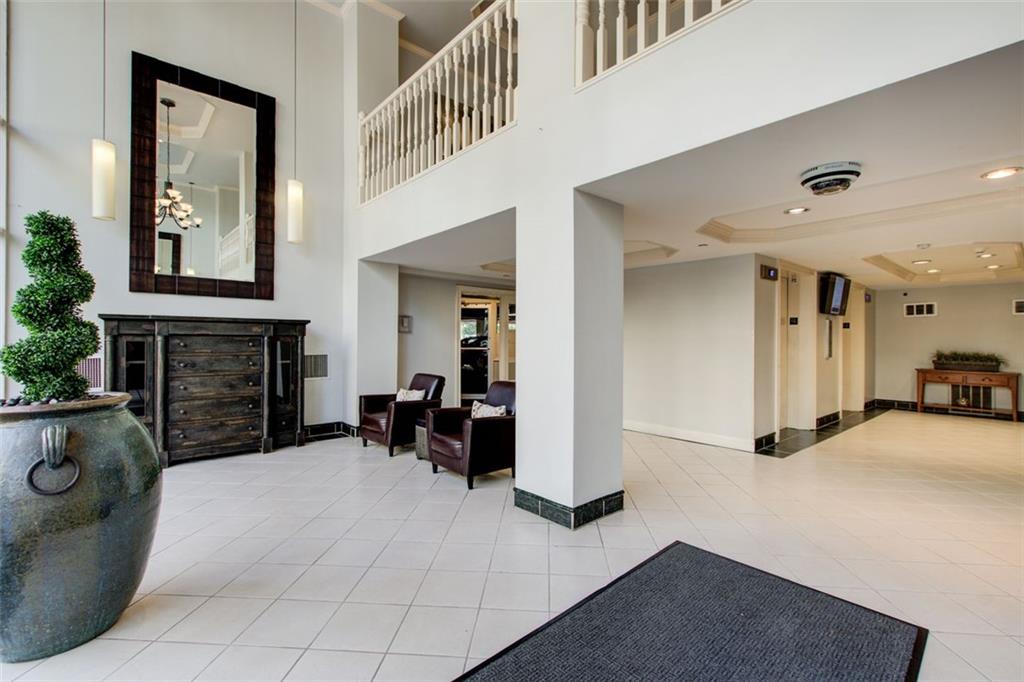 2479 Peachtree Road NE 304